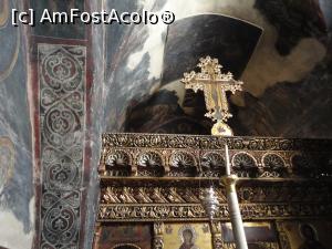 [P13] O poză ”furată” în interiorul bisericii.  » foto by maryka
 - 
<span class="allrVoted glyphicon glyphicon-heart hidden" id="av912541"></span>
<a class="m-l-10 hidden" id="sv912541" onclick="voting_Foto_DelVot(,912541,27937)" role="button">șterge vot <span class="glyphicon glyphicon-remove"></span></a>
<a id="v9912541" class=" c-red"  onclick="voting_Foto_SetVot(912541)" role="button"><span class="glyphicon glyphicon-heart-empty"></span> <b>LIKE</b> = Votează poza</a> <img class="hidden"  id="f912541W9" src="/imagini/loader.gif" border="0" /><span class="AjErrMes hidden" id="e912541ErM"></span>