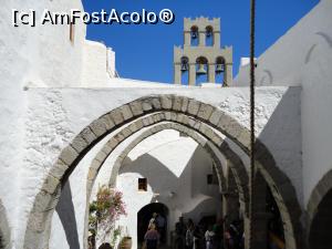 [P07] Arcade, una după alta, Mânăstirea Sf. Ioan Teologul.  » foto by maryka
 - 
<span class="allrVoted glyphicon glyphicon-heart hidden" id="av912533"></span>
<a class="m-l-10 hidden" id="sv912533" onclick="voting_Foto_DelVot(,912533,27937)" role="button">șterge vot <span class="glyphicon glyphicon-remove"></span></a>
<a id="v9912533" class=" c-red"  onclick="voting_Foto_SetVot(912533)" role="button"><span class="glyphicon glyphicon-heart-empty"></span> <b>LIKE</b> = Votează poza</a> <img class="hidden"  id="f912533W9" src="/imagini/loader.gif" border="0" /><span class="AjErrMes hidden" id="e912533ErM"></span>