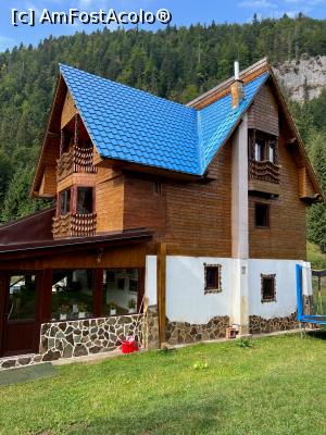 [P06] Pensiunea vazuta dinspre curte » foto by Trank
 - 
<span class="allrVoted glyphicon glyphicon-heart hidden" id="av1357114"></span>
<a class="m-l-10 hidden" id="sv1357114" onclick="voting_Foto_DelVot(,1357114,27962)" role="button">șterge vot <span class="glyphicon glyphicon-remove"></span></a>
<a id="v91357114" class=" c-red"  onclick="voting_Foto_SetVot(1357114)" role="button"><span class="glyphicon glyphicon-heart-empty"></span> <b>LIKE</b> = Votează poza</a> <img class="hidden"  id="f1357114W9" src="/imagini/loader.gif" border="0" /><span class="AjErrMes hidden" id="e1357114ErM"></span>