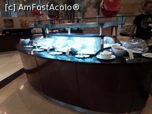 [P19] Grand Hotel Konya -restaurant la subbsol-bufet cu preparate mic dejun » foto by ile57b
 - 
<span class="allrVoted glyphicon glyphicon-heart hidden" id="av1360383"></span>
<a class="m-l-10 hidden" id="sv1360383" onclick="voting_Foto_DelVot(,1360383,27993)" role="button">șterge vot <span class="glyphicon glyphicon-remove"></span></a>
<a id="v91360383" class=" c-red"  onclick="voting_Foto_SetVot(1360383)" role="button"><span class="glyphicon glyphicon-heart-empty"></span> <b>LIKE</b> = Votează poza</a> <img class="hidden"  id="f1360383W9" src="/imagini/loader.gif" border="0" /><span class="AjErrMes hidden" id="e1360383ErM"></span>
