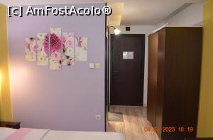 [P09] Interior din camera » foto by fregata
 - 
<span class="allrVoted glyphicon glyphicon-heart hidden" id="av1364308"></span>
<a class="m-l-10 hidden" id="sv1364308" onclick="voting_Foto_DelVot(,1364308,28026)" role="button">șterge vot <span class="glyphicon glyphicon-remove"></span></a>
<a id="v91364308" class=" c-red"  onclick="voting_Foto_SetVot(1364308)" role="button"><span class="glyphicon glyphicon-heart-empty"></span> <b>LIKE</b> = Votează poza</a> <img class="hidden"  id="f1364308W9" src="/imagini/loader.gif" border="0" /><span class="AjErrMes hidden" id="e1364308ErM"></span>