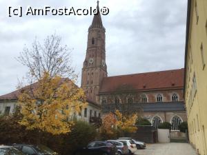 [P51] Landshut - Biserica Sf Jodock, a doua cea mai veche din oras » foto by mishu
 - 
<span class="allrVoted glyphicon glyphicon-heart hidden" id="av1365244"></span>
<a class="m-l-10 hidden" id="sv1365244" onclick="voting_Foto_DelVot(,1365244,28035)" role="button">șterge vot <span class="glyphicon glyphicon-remove"></span></a>
<a id="v91365244" class=" c-red"  onclick="voting_Foto_SetVot(1365244)" role="button"><span class="glyphicon glyphicon-heart-empty"></span> <b>LIKE</b> = Votează poza</a> <img class="hidden"  id="f1365244W9" src="/imagini/loader.gif" border="0" /><span class="AjErrMes hidden" id="e1365244ErM"></span>