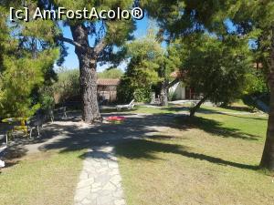 [P03] Zona din fața clădirii principale cu al doilea bungalou » foto by sebigeanina
 - 
<span class="allrVoted glyphicon glyphicon-heart hidden" id="av1381504"></span>
<a class="m-l-10 hidden" id="sv1381504" onclick="voting_Foto_DelVot(,1381504,28188)" role="button">șterge vot <span class="glyphicon glyphicon-remove"></span></a>
<a id="v91381504" class=" c-red"  onclick="voting_Foto_SetVot(1381504)" role="button"><span class="glyphicon glyphicon-heart-empty"></span> <b>LIKE</b> = Votează poza</a> <img class="hidden"  id="f1381504W9" src="/imagini/loader.gif" border="0" /><span class="AjErrMes hidden" id="e1381504ErM"></span>
