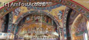 [P08] Manastirea Pantocrator. Interior » foto by ilee
 - 
<span class="allrVoted glyphicon glyphicon-heart hidden" id="av1482603"></span>
<a class="m-l-10 hidden" id="sv1482603" onclick="voting_Foto_DelVot(,1482603,28210)" role="button">șterge vot <span class="glyphicon glyphicon-remove"></span></a>
<a id="v91482603" class=" c-red"  onclick="voting_Foto_SetVot(1482603)" role="button"><span class="glyphicon glyphicon-heart-empty"></span> <b>LIKE</b> = Votează poza</a> <img class="hidden"  id="f1482603W9" src="/imagini/loader.gif" border="0" /><span class="AjErrMes hidden" id="e1482603ErM"></span>