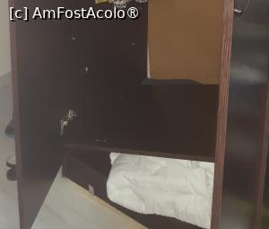 [P01] Dulapul din camera » foto by delinyka
 - 
<span class="allrVoted glyphicon glyphicon-heart hidden" id="av1392717"></span>
<a class="m-l-10 hidden" id="sv1392717" onclick="voting_Foto_DelVot(,1392717,28287)" role="button">șterge vot <span class="glyphicon glyphicon-remove"></span></a>
<a id="v91392717" class=" c-red"  onclick="voting_Foto_SetVot(1392717)" role="button"><span class="glyphicon glyphicon-heart-empty"></span> <b>LIKE</b> = Votează poza</a> <img class="hidden"  id="f1392717W9" src="/imagini/loader.gif" border="0" /><span class="AjErrMes hidden" id="e1392717ErM"></span>