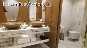 [P12] SAVOY PALACE- camera » foto by elenaadina
 - 
<span class="allrVoted glyphicon glyphicon-heart hidden" id="av1403609"></span>
<a class="m-l-10 hidden" id="sv1403609" onclick="voting_Foto_DelVot(,1403609,28363)" role="button">șterge vot <span class="glyphicon glyphicon-remove"></span></a>
<a id="v91403609" class=" c-red"  onclick="voting_Foto_SetVot(1403609)" role="button"><span class="glyphicon glyphicon-heart-empty"></span> <b>LIKE</b> = Votează poza</a> <img class="hidden"  id="f1403609W9" src="/imagini/loader.gif" border="0" /><span class="AjErrMes hidden" id="e1403609ErM"></span>