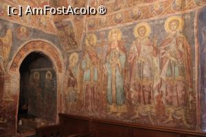 [P41] Mănăstirea Jgheaburi, Bisericuța „Nașterea Maicii Domnului”, Pictură interioară, Naos, peretele de sud » foto by mprofeanu
 - 
<span class="allrVoted glyphicon glyphicon-heart hidden" id="av1404063"></span>
<a class="m-l-10 hidden" id="sv1404063" onclick="voting_Foto_DelVot(,1404063,28367)" role="button">șterge vot <span class="glyphicon glyphicon-remove"></span></a>
<a id="v91404063" class=" c-red"  onclick="voting_Foto_SetVot(1404063)" role="button"><span class="glyphicon glyphicon-heart-empty"></span> <b>LIKE</b> = Votează poza</a> <img class="hidden"  id="f1404063W9" src="/imagini/loader.gif" border="0" /><span class="AjErrMes hidden" id="e1404063ErM"></span>