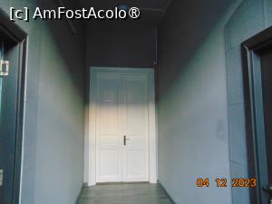 [P20] hol cu 3 camere, cea alba e apartament » foto by Yolanda
 - 
<span class="allrVoted glyphicon glyphicon-heart hidden" id="av1406868"></span>
<a class="m-l-10 hidden" id="sv1406868" onclick="voting_Foto_DelVot(,1406868,28385)" role="button">șterge vot <span class="glyphicon glyphicon-remove"></span></a>
<a id="v91406868" class=" c-red"  onclick="voting_Foto_SetVot(1406868)" role="button"><span class="glyphicon glyphicon-heart-empty"></span> <b>LIKE</b> = Votează poza</a> <img class="hidden"  id="f1406868W9" src="/imagini/loader.gif" border="0" /><span class="AjErrMes hidden" id="e1406868ErM"></span>