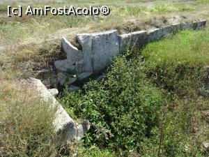 [P05] Blocuri de piatră din ziduri - Cetatea Ulmetum.  » foto by tata123 🔱
 - 
<span class="allrVoted glyphicon glyphicon-heart hidden" id="av1020433"></span>
<a class="m-l-10 hidden" id="sv1020433" onclick="voting_Foto_DelVot(,1020433,28408)" role="button">șterge vot <span class="glyphicon glyphicon-remove"></span></a>
<a id="v91020433" class=" c-red"  onclick="voting_Foto_SetVot(1020433)" role="button"><span class="glyphicon glyphicon-heart-empty"></span> <b>LIKE</b> = Votează poza</a> <img class="hidden"  id="f1020433W9" src="/imagini/loader.gif" border="0" /><span class="AjErrMes hidden" id="e1020433ErM"></span>