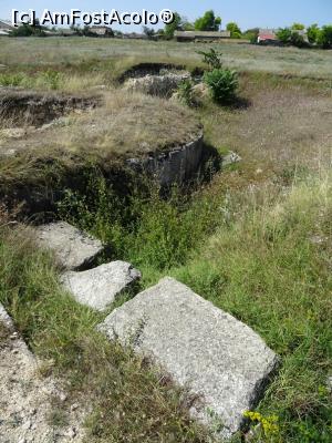 [P07] Exteriorul unui turn - Cetatea Ulmetum.  » foto by tata123 🔱
 - 
<span class="allrVoted glyphicon glyphicon-heart hidden" id="av1020436"></span>
<a class="m-l-10 hidden" id="sv1020436" onclick="voting_Foto_DelVot(,1020436,28408)" role="button">șterge vot <span class="glyphicon glyphicon-remove"></span></a>
<a id="v91020436" class=" c-red"  onclick="voting_Foto_SetVot(1020436)" role="button"><span class="glyphicon glyphicon-heart-empty"></span> <b>LIKE</b> = Votează poza</a> <img class="hidden"  id="f1020436W9" src="/imagini/loader.gif" border="0" /><span class="AjErrMes hidden" id="e1020436ErM"></span>