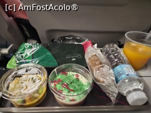 [P01] Cam asta a fost masa primita in avion » foto by DOINITA
 - 
<span class="allrVoted glyphicon glyphicon-heart hidden" id="av1410774"></span>
<a class="m-l-10 hidden" id="sv1410774" onclick="voting_Foto_DelVot(,1410774,28434)" role="button">șterge vot <span class="glyphicon glyphicon-remove"></span></a>
<a id="v91410774" class=" c-red"  onclick="voting_Foto_SetVot(1410774)" role="button"><span class="glyphicon glyphicon-heart-empty"></span> <b>LIKE</b> = Votează poza</a> <img class="hidden"  id="f1410774W9" src="/imagini/loader.gif" border="0" /><span class="AjErrMes hidden" id="e1410774ErM"></span>