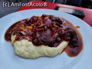 [P03] Restaurant Jelenka » foto by crismis
 - 
<span class="allrVoted glyphicon glyphicon-heart hidden" id="av1412232"></span>
<a class="m-l-10 hidden" id="sv1412232" onclick="voting_Foto_DelVot(,1412232,28441)" role="button">șterge vot <span class="glyphicon glyphicon-remove"></span></a>
<a id="v91412232" class=" c-red"  onclick="voting_Foto_SetVot(1412232)" role="button"><span class="glyphicon glyphicon-heart-empty"></span> <b>LIKE</b> = Votează poza</a> <img class="hidden"  id="f1412232W9" src="/imagini/loader.gif" border="0" /><span class="AjErrMes hidden" id="e1412232ErM"></span>