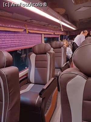 [P01] Microbuz Hanoi-Sapa - excelent ! » foto by Pușcașu Marin
 - 
<span class="allrVoted glyphicon glyphicon-heart hidden" id="av1423473"></span>
<a class="m-l-10 hidden" id="sv1423473" onclick="voting_Foto_DelVot(,1423473,28521)" role="button">șterge vot <span class="glyphicon glyphicon-remove"></span></a>
<a id="v91423473" class=" c-red"  onclick="voting_Foto_SetVot(1423473)" role="button"><span class="glyphicon glyphicon-heart-empty"></span> <b>LIKE</b> = Votează poza</a> <img class="hidden"  id="f1423473W9" src="/imagini/loader.gif" border="0" /><span class="AjErrMes hidden" id="e1423473ErM"></span>