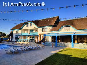 [P01] Pensiunea Briza Mării; clădirea principală » foto by crismis
 - 
<span class="allrVoted glyphicon glyphicon-heart hidden" id="av1500816"></span>
<a class="m-l-10 hidden" id="sv1500816" onclick="voting_Foto_DelVot(,1500816,28602)" role="button">șterge vot <span class="glyphicon glyphicon-remove"></span></a>
<a id="v91500816" class=" c-red"  onclick="voting_Foto_SetVot(1500816)" role="button"><span class="glyphicon glyphicon-heart-empty"></span> <b>LIKE</b> = Votează poza</a> <img class="hidden"  id="f1500816W9" src="/imagini/loader.gif" border="0" /><span class="AjErrMes hidden" id="e1500816ErM"></span>