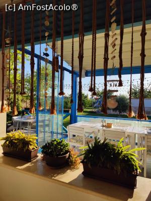 [P23] Pensiunea Briza Mării; prin restaurant » foto by crismis
 - 
<span class="allrVoted glyphicon glyphicon-heart hidden" id="av1500838"></span>
<a class="m-l-10 hidden" id="sv1500838" onclick="voting_Foto_DelVot(,1500838,28602)" role="button">șterge vot <span class="glyphicon glyphicon-remove"></span></a>
<a id="v91500838" class=" c-red"  onclick="voting_Foto_SetVot(1500838)" role="button"><span class="glyphicon glyphicon-heart-empty"></span> <b>LIKE</b> = Votează poza</a> <img class="hidden"  id="f1500838W9" src="/imagini/loader.gif" border="0" /><span class="AjErrMes hidden" id="e1500838ErM"></span>