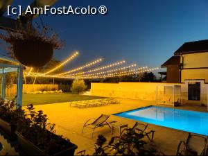 [P27] Pensiunea Briza Mării noaptea » foto by crismis
 - 
<span class="allrVoted glyphicon glyphicon-heart hidden" id="av1500842"></span>
<a class="m-l-10 hidden" id="sv1500842" onclick="voting_Foto_DelVot(,1500842,28602)" role="button">șterge vot <span class="glyphicon glyphicon-remove"></span></a>
<a id="v91500842" class=" c-red"  onclick="voting_Foto_SetVot(1500842)" role="button"><span class="glyphicon glyphicon-heart-empty"></span> <b>LIKE</b> = Votează poza</a> <img class="hidden"  id="f1500842W9" src="/imagini/loader.gif" border="0" /><span class="AjErrMes hidden" id="e1500842ErM"></span>