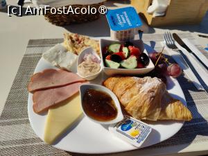 [P28] Pensiunea Briza Mării; mic dejun » foto by crismis
 - 
<span class="allrVoted glyphicon glyphicon-heart hidden" id="av1500843"></span>
<a class="m-l-10 hidden" id="sv1500843" onclick="voting_Foto_DelVot(,1500843,28602)" role="button">șterge vot <span class="glyphicon glyphicon-remove"></span></a>
<a id="v91500843" class=" c-red"  onclick="voting_Foto_SetVot(1500843)" role="button"><span class="glyphicon glyphicon-heart-empty"></span> <b>LIKE</b> = Votează poza</a> <img class="hidden"  id="f1500843W9" src="/imagini/loader.gif" border="0" /><span class="AjErrMes hidden" id="e1500843ErM"></span>