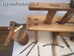 [P23] Pucioasa - Muzeul de Etnografie. » foto by iulianic
 - 
<span class="allrVoted glyphicon glyphicon-heart hidden" id="av1435564"></span>
<a class="m-l-10 hidden" id="sv1435564" onclick="voting_Foto_DelVot(,1435564,28622)" role="button">șterge vot <span class="glyphicon glyphicon-remove"></span></a>
<a id="v91435564" class=" c-red"  onclick="voting_Foto_SetVot(1435564)" role="button"><span class="glyphicon glyphicon-heart-empty"></span> <b>LIKE</b> = Votează poza</a> <img class="hidden"  id="f1435564W9" src="/imagini/loader.gif" border="0" /><span class="AjErrMes hidden" id="e1435564ErM"></span>