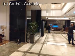 [P18] TRYP by Wyndham - in lobby » foto by Yoda
 - 
<span class="allrVoted glyphicon glyphicon-heart hidden" id="av1525856"></span>
<a class="m-l-10 hidden" id="sv1525856" onclick="voting_Foto_DelVot(,1525856,28648)" role="button">șterge vot <span class="glyphicon glyphicon-remove"></span></a>
<a id="v91525856" class=" c-red"  onclick="voting_Foto_SetVot(1525856)" role="button"><span class="glyphicon glyphicon-heart-empty"></span> <b>LIKE</b> = Votează poza</a> <img class="hidden"  id="f1525856W9" src="/imagini/loader.gif" border="0" /><span class="AjErrMes hidden" id="e1525856ErM"></span>