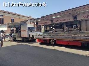 [P28] Targul din Castelnuovo » foto by ilee
 - 
<span class="allrVoted glyphicon glyphicon-heart hidden" id="av1444347"></span>
<a class="m-l-10 hidden" id="sv1444347" onclick="voting_Foto_DelVot(,1444347,28691)" role="button">șterge vot <span class="glyphicon glyphicon-remove"></span></a>
<a id="v91444347" class=" c-red"  onclick="voting_Foto_SetVot(1444347)" role="button"><span class="glyphicon glyphicon-heart-empty"></span> <b>LIKE</b> = Votează poza</a> <img class="hidden"  id="f1444347W9" src="/imagini/loader.gif" border="0" /><span class="AjErrMes hidden" id="e1444347ErM"></span>