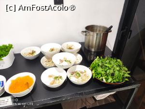 [P22] Aici îți puteai prepara supă Pho Bo sau Pho Ga » foto by Pușcașu Marin
 - 
<span class="allrVoted glyphicon glyphicon-heart hidden" id="av1449080"></span>
<a class="m-l-10 hidden" id="sv1449080" onclick="voting_Foto_DelVot(,1449080,28738)" role="button">șterge vot <span class="glyphicon glyphicon-remove"></span></a>
<a id="v91449080" class=" c-red"  onclick="voting_Foto_SetVot(1449080)" role="button"><span class="glyphicon glyphicon-heart-empty"></span> <b>LIKE</b> = Votează poza</a> <img class="hidden"  id="f1449080W9" src="/imagini/loader.gif" border="0" /><span class="AjErrMes hidden" id="e1449080ErM"></span>