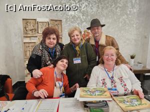[P08] Comitetul de primire, minus Doinița, pe post de pozar. Cu Zoazore și Mihaela Bîrsan, plus Kellyboy și soția (mari dansatori amândoi!)
Mii de mulțumiri Doinița, Mihaela, Zozo! » foto by Carmen Ion
 - 
<span class="allrVoted glyphicon glyphicon-heart hidden" id="av1477926"></span>
<a class="m-l-10 hidden" id="sv1477926" onclick="voting_Foto_DelVot(,1477926,28848)" role="button">șterge vot <span class="glyphicon glyphicon-remove"></span></a>
<a id="v91477926" class=" c-red"  onclick="voting_Foto_SetVot(1477926)" role="button"><span class="glyphicon glyphicon-heart-empty"></span> <b>LIKE</b> = Votează poza</a> <img class="hidden"  id="f1477926W9" src="/imagini/loader.gif" border="0" /><span class="AjErrMes hidden" id="e1477926ErM"></span>