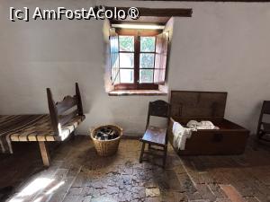 [P29] Casă veche portugheză-conservată integral » foto by AZE
 - 
<span class="allrVoted glyphicon glyphicon-heart hidden" id="av1535791"></span>
<a class="m-l-10 hidden" id="sv1535791" onclick="voting_Foto_DelVot(,1535791,28903)" role="button">șterge vot <span class="glyphicon glyphicon-remove"></span></a>
<a id="v91535791" class=" c-red"  onclick="voting_Foto_SetVot(1535791)" role="button"><span class="glyphicon glyphicon-heart-empty"></span> <b>LIKE</b> = Votează poza</a> <img class="hidden"  id="f1535791W9" src="/imagini/loader.gif" border="0" /><span class="AjErrMes hidden" id="e1535791ErM"></span>