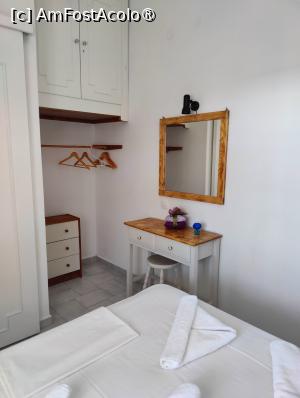 [P08] Dora Apts; dormitor » foto by crismis
 - 
<span class="allrVoted glyphicon glyphicon-heart hidden" id="av1475197"></span>
<a class="m-l-10 hidden" id="sv1475197" onclick="voting_Foto_DelVot(,1475197,28933)" role="button">șterge vot <span class="glyphicon glyphicon-remove"></span></a>
<a id="v91475197" class=" c-red"  onclick="voting_Foto_SetVot(1475197)" role="button"><span class="glyphicon glyphicon-heart-empty"></span> <b>LIKE</b> = Votează poza</a> <img class="hidden"  id="f1475197W9" src="/imagini/loader.gif" border="0" /><span class="AjErrMes hidden" id="e1475197ErM"></span>
