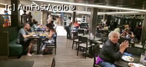 [P58] 58. Pe puntea de la la „Market Place”,  restaurantul  cu autoservire este mai solicitat decât cele a la carte. » foto by doinafil
 - 
<span class="allrVoted glyphicon glyphicon-heart hidden" id="av1477251"></span>
<a class="m-l-10 hidden" id="sv1477251" onclick="voting_Foto_DelVot(,1477251,28941)" role="button">șterge vot <span class="glyphicon glyphicon-remove"></span></a>
<a id="v91477251" class=" c-red"  onclick="voting_Foto_SetVot(1477251)" role="button"><span class="glyphicon glyphicon-heart-empty"></span> <b>LIKE</b> = Votează poza</a> <img class="hidden"  id="f1477251W9" src="/imagini/loader.gif" border="0" /><span class="AjErrMes hidden" id="e1477251ErM"></span>