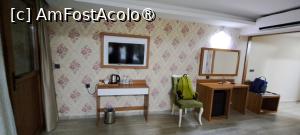 [P20] Latura cu TV, comodă, masă pentru bagaje » foto by irinad
 - 
<span class="allrVoted glyphicon glyphicon-heart hidden" id="av1481196"></span>
<a class="m-l-10 hidden" id="sv1481196" onclick="voting_Foto_DelVot(,1481196,28970)" role="button">șterge vot <span class="glyphicon glyphicon-remove"></span></a>
<a id="v91481196" class=" c-red"  onclick="voting_Foto_SetVot(1481196)" role="button"><span class="glyphicon glyphicon-heart-empty"></span> <b>LIKE</b> = Votează poza</a> <img class="hidden"  id="f1481196W9" src="/imagini/loader.gif" border="0" /><span class="AjErrMes hidden" id="e1481196ErM"></span>