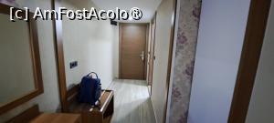 [P22] Holul spre ușa de la intrare » foto by irinad
 - 
<span class="allrVoted glyphicon glyphicon-heart hidden" id="av1481198"></span>
<a class="m-l-10 hidden" id="sv1481198" onclick="voting_Foto_DelVot(,1481198,28970)" role="button">șterge vot <span class="glyphicon glyphicon-remove"></span></a>
<a id="v91481198" class=" c-red"  onclick="voting_Foto_SetVot(1481198)" role="button"><span class="glyphicon glyphicon-heart-empty"></span> <b>LIKE</b> = Votează poza</a> <img class="hidden"  id="f1481198W9" src="/imagini/loader.gif" border="0" /><span class="AjErrMes hidden" id="e1481198ErM"></span>