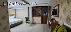 [P26] În cameră, ușa ce dă spre balcon » foto by irinad
 - 
<span class="allrVoted glyphicon glyphicon-heart hidden" id="av1481202"></span>
<a class="m-l-10 hidden" id="sv1481202" onclick="voting_Foto_DelVot(,1481202,28970)" role="button">șterge vot <span class="glyphicon glyphicon-remove"></span></a>
<a id="v91481202" class=" c-red"  onclick="voting_Foto_SetVot(1481202)" role="button"><span class="glyphicon glyphicon-heart-empty"></span> <b>LIKE</b> = Votează poza</a> <img class="hidden"  id="f1481202W9" src="/imagini/loader.gif" border="0" /><span class="AjErrMes hidden" id="e1481202ErM"></span>