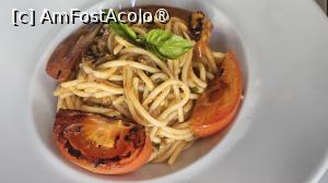 [P28] fel de mâncare cadou » foto by robert
 - 
<span class="allrVoted glyphicon glyphicon-heart hidden" id="av1481669"></span>
<a class="m-l-10 hidden" id="sv1481669" onclick="voting_Foto_DelVot(,1481669,28975)" role="button">șterge vot <span class="glyphicon glyphicon-remove"></span></a>
<a id="v91481669" class=" c-red"  onclick="voting_Foto_SetVot(1481669)" role="button"><span class="glyphicon glyphicon-heart-empty"></span> <b>LIKE</b> = Votează poza</a> <img class="hidden"  id="f1481669W9" src="/imagini/loader.gif" border="0" /><span class="AjErrMes hidden" id="e1481669ErM"></span>