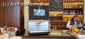 [P112] 82. Barul și aparatul de cafea, la „Veranda”. » foto by doinafil
 - 
<span class="allrVoted glyphicon glyphicon-heart hidden" id="av1500747"></span>
<a class="m-l-10 hidden" id="sv1500747" onclick="voting_Foto_DelVot(,1500747,29011)" role="button">șterge vot <span class="glyphicon glyphicon-remove"></span></a>
<a id="v91500747" class=" c-red"  onclick="voting_Foto_SetVot(1500747)" role="button"><span class="glyphicon glyphicon-heart-empty"></span> <b>LIKE</b> = Votează poza</a> <img class="hidden"  id="f1500747W9" src="/imagini/loader.gif" border="0" /><span class="AjErrMes hidden" id="e1500747ErM"></span>