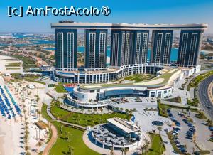 [P34] 04. Hotelul cu cele 6 turnuri, văzut din șosea. nevotabilă » foto by doinafil
 - 
<span class="allrVoted glyphicon glyphicon-heart hidden" id="av1500669"></span>
<a class="m-l-10 hidden" id="sv1500669" onclick="voting_Foto_DelVot(,1500669,29011)" role="button">șterge vot <span class="glyphicon glyphicon-remove"></span></a>
<a id="v91500669" class=" c-red"  onclick="voting_Foto_SetVot(1500669)" role="button"><span class="glyphicon glyphicon-heart-empty"></span> <b>LIKE</b> = Votează poza</a> <img class="hidden"  id="f1500669W9" src="/imagini/loader.gif" border="0" /><span class="AjErrMes hidden" id="e1500669ErM"></span>