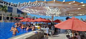 [P82] 52. Barul de la piscină. » foto by doinafil
 - 
<span class="allrVoted glyphicon glyphicon-heart hidden" id="av1500717"></span>
<a class="m-l-10 hidden" id="sv1500717" onclick="voting_Foto_DelVot(,1500717,29011)" role="button">șterge vot <span class="glyphicon glyphicon-remove"></span></a>
<a id="v91500717" class=" c-red"  onclick="voting_Foto_SetVot(1500717)" role="button"><span class="glyphicon glyphicon-heart-empty"></span> <b>LIKE</b> = Votează poza</a> <img class="hidden"  id="f1500717W9" src="/imagini/loader.gif" border="0" /><span class="AjErrMes hidden" id="e1500717ErM"></span>