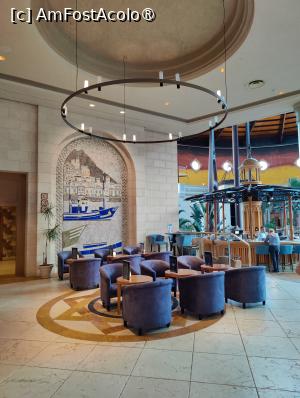 [P02] Hotel Cordial Mogan Playa; lobby » foto by crismis
 - 
<span class="allrVoted glyphicon glyphicon-heart hidden" id="av1488921"></span>
<a class="m-l-10 hidden" id="sv1488921" onclick="voting_Foto_DelVot(,1488921,29042)" role="button">șterge vot <span class="glyphicon glyphicon-remove"></span></a>
<a id="v91488921" class=" c-red"  onclick="voting_Foto_SetVot(1488921)" role="button"><span class="glyphicon glyphicon-heart-empty"></span> <b>LIKE</b> = Votează poza</a> <img class="hidden"  id="f1488921W9" src="/imagini/loader.gif" border="0" /><span class="AjErrMes hidden" id="e1488921ErM"></span>