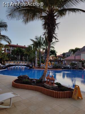 [P34] Hotel Cordial Mogan Playa; piscina » foto by crismis
 - 
<span class="allrVoted glyphicon glyphicon-heart hidden" id="av1488953"></span>
<a class="m-l-10 hidden" id="sv1488953" onclick="voting_Foto_DelVot(,1488953,29042)" role="button">șterge vot <span class="glyphicon glyphicon-remove"></span></a>
<a id="v91488953" class=" c-red"  onclick="voting_Foto_SetVot(1488953)" role="button"><span class="glyphicon glyphicon-heart-empty"></span> <b>LIKE</b> = Votează poza</a> <img class="hidden"  id="f1488953W9" src="/imagini/loader.gif" border="0" /><span class="AjErrMes hidden" id="e1488953ErM"></span>