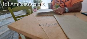 [P29] Taverna Kastanis, meniu » foto by irinad
 - 
<span class="allrVoted glyphicon glyphicon-heart hidden" id="av1496412"></span>
<a class="m-l-10 hidden" id="sv1496412" onclick="voting_Foto_DelVot(,1496412,29045)" role="button">șterge vot <span class="glyphicon glyphicon-remove"></span></a>
<a id="v91496412" class=" c-red"  onclick="voting_Foto_SetVot(1496412)" role="button"><span class="glyphicon glyphicon-heart-empty"></span> <b>LIKE</b> = Votează poza</a> <img class="hidden"  id="f1496412W9" src="/imagini/loader.gif" border="0" /><span class="AjErrMes hidden" id="e1496412ErM"></span>