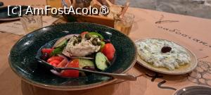 [P45] Taverna Kastanis, salate choriatiki și tzatziki » foto by irinad
 - 
<span class="allrVoted glyphicon glyphicon-heart hidden" id="av1496428"></span>
<a class="m-l-10 hidden" id="sv1496428" onclick="voting_Foto_DelVot(,1496428,29045)" role="button">șterge vot <span class="glyphicon glyphicon-remove"></span></a>
<a id="v91496428" class=" c-red"  onclick="voting_Foto_SetVot(1496428)" role="button"><span class="glyphicon glyphicon-heart-empty"></span> <b>LIKE</b> = Votează poza</a> <img class="hidden"  id="f1496428W9" src="/imagini/loader.gif" border="0" /><span class="AjErrMes hidden" id="e1496428ErM"></span>