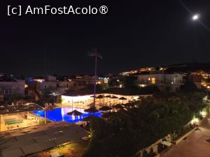 [P30] Vedere de pe terasa, noaptea » foto by ilee
 - 
<span class="allrVoted glyphicon glyphicon-heart hidden" id="av1496342"></span>
<a class="m-l-10 hidden" id="sv1496342" onclick="voting_Foto_DelVot(,1496342,29103)" role="button">șterge vot <span class="glyphicon glyphicon-remove"></span></a>
<a id="v91496342" class=" c-red"  onclick="voting_Foto_SetVot(1496342)" role="button"><span class="glyphicon glyphicon-heart-empty"></span> <b>LIKE</b> = Votează poza</a> <img class="hidden"  id="f1496342W9" src="/imagini/loader.gif" border="0" /><span class="AjErrMes hidden" id="e1496342ErM"></span>