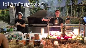 [P21] La grătar » foto by adr!an
 - 
<span class="allrVoted glyphicon glyphicon-heart hidden" id="av1496512"></span>
<a class="m-l-10 hidden" id="sv1496512" onclick="voting_Foto_DelVot(,1496512,29107)" role="button">șterge vot <span class="glyphicon glyphicon-remove"></span></a>
<a id="v91496512" class=" c-red"  onclick="voting_Foto_SetVot(1496512)" role="button"><span class="glyphicon glyphicon-heart-empty"></span> <b>LIKE</b> = Votează poza</a> <img class="hidden"  id="f1496512W9" src="/imagini/loader.gif" border="0" /><span class="AjErrMes hidden" id="e1496512ErM"></span>