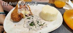 [P35] Pensiunea Parâng - un fel de cordon bleu » foto by ⭐ValentinB_88⭐
 - 
<span class="allrVoted glyphicon glyphicon-heart hidden" id="av1496558"></span>
<a class="m-l-10 hidden" id="sv1496558" onclick="voting_Foto_DelVot(,1496558,29108)" role="button">șterge vot <span class="glyphicon glyphicon-remove"></span></a>
<a id="v91496558" class=" c-red"  onclick="voting_Foto_SetVot(1496558)" role="button"><span class="glyphicon glyphicon-heart-empty"></span> <b>LIKE</b> = Votează poza</a> <img class="hidden"  id="f1496558W9" src="/imagini/loader.gif" border="0" /><span class="AjErrMes hidden" id="e1496558ErM"></span>