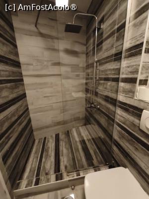 [P12] Dus walk-in » foto by fredutza
 - 
<span class="allrVoted glyphicon glyphicon-heart hidden" id="av1497169"></span>
<a class="m-l-10 hidden" id="sv1497169" onclick="voting_Foto_DelVot(,1497169,29115)" role="button">șterge vot <span class="glyphicon glyphicon-remove"></span></a>
<a id="v91497169" class=" c-red"  onclick="voting_Foto_SetVot(1497169)" role="button"><span class="glyphicon glyphicon-heart-empty"></span> <b>LIKE</b> = Votează poza</a> <img class="hidden"  id="f1497169W9" src="/imagini/loader.gif" border="0" /><span class="AjErrMes hidden" id="e1497169ErM"></span>