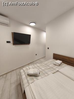 [P08] Vedere din camera » foto by fredutza
 - 
<span class="allrVoted glyphicon glyphicon-heart hidden" id="av1497165"></span>
<a class="m-l-10 hidden" id="sv1497165" onclick="voting_Foto_DelVot(,1497165,29115)" role="button">șterge vot <span class="glyphicon glyphicon-remove"></span></a>
<a id="v91497165" class=" c-red"  onclick="voting_Foto_SetVot(1497165)" role="button"><span class="glyphicon glyphicon-heart-empty"></span> <b>LIKE</b> = Votează poza</a> <img class="hidden"  id="f1497165W9" src="/imagini/loader.gif" border="0" /><span class="AjErrMes hidden" id="e1497165ErM"></span>