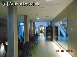 [P17] spre restaurant » foto by Yolanda
 - 
<span class="allrVoted glyphicon glyphicon-heart hidden" id="av1497906"></span>
<a class="m-l-10 hidden" id="sv1497906" onclick="voting_Foto_DelVot(,1497906,29121)" role="button">șterge vot <span class="glyphicon glyphicon-remove"></span></a>
<a id="v91497906" class=" c-red"  onclick="voting_Foto_SetVot(1497906)" role="button"><span class="glyphicon glyphicon-heart-empty"></span> <b>LIKE</b> = Votează poza</a> <img class="hidden"  id="f1497906W9" src="/imagini/loader.gif" border="0" /><span class="AjErrMes hidden" id="e1497906ErM"></span>