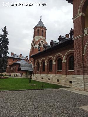 [P02] Biserica Episcopală » foto by kemi27
 - 
<span class="allrVoted glyphicon glyphicon-heart hidden" id="av1498226"></span>
<a class="m-l-10 hidden" id="sv1498226" onclick="voting_Foto_DelVot(,1498226,29123)" role="button">șterge vot <span class="glyphicon glyphicon-remove"></span></a>
<a id="v91498226" class=" c-red"  onclick="voting_Foto_SetVot(1498226)" role="button"><span class="glyphicon glyphicon-heart-empty"></span> <b>LIKE</b> = Votează poza</a> <img class="hidden"  id="f1498226W9" src="/imagini/loader.gif" border="0" /><span class="AjErrMes hidden" id="e1498226ErM"></span>