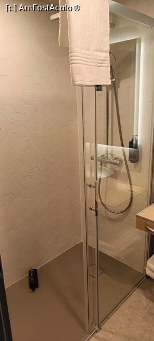 [P16] Cabină duș. » foto by tata123 🔱
 - 
<span class="allrVoted glyphicon glyphicon-heart hidden" id="av1499122"></span>
<a class="m-l-10 hidden" id="sv1499122" onclick="voting_Foto_DelVot(,1499122,29127)" role="button">șterge vot <span class="glyphicon glyphicon-remove"></span></a>
<a id="v91499122" class=" c-red"  onclick="voting_Foto_SetVot(1499122)" role="button"><span class="glyphicon glyphicon-heart-empty"></span> <b>LIKE</b> = Votează poza</a> <img class="hidden"  id="f1499122W9" src="/imagini/loader.gif" border="0" /><span class="AjErrMes hidden" id="e1499122ErM"></span>