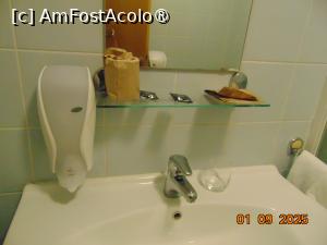 [P22] baia camerei » foto by Yolanda
 - 
<span class="allrVoted glyphicon glyphicon-heart hidden" id="av1499506"></span>
<a class="m-l-10 hidden" id="sv1499506" onclick="voting_Foto_DelVot(,1499506,29129)" role="button">șterge vot <span class="glyphicon glyphicon-remove"></span></a>
<a id="v91499506" class=" c-red"  onclick="voting_Foto_SetVot(1499506)" role="button"><span class="glyphicon glyphicon-heart-empty"></span> <b>LIKE</b> = Votează poza</a> <img class="hidden"  id="f1499506W9" src="/imagini/loader.gif" border="0" /><span class="AjErrMes hidden" id="e1499506ErM"></span>