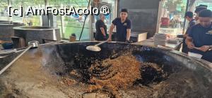 [P14] Besh Qozon Plov Center - Bucătăria » foto by adso
 - 
<span class="allrVoted glyphicon glyphicon-heart hidden" id="av1499647"></span>
<a class="m-l-10 hidden" id="sv1499647" onclick="voting_Foto_DelVot(,1499647,29131)" role="button">șterge vot <span class="glyphicon glyphicon-remove"></span></a>
<a id="v91499647" class=" c-red"  onclick="voting_Foto_SetVot(1499647)" role="button"><span class="glyphicon glyphicon-heart-empty"></span> <b>LIKE</b> = Votează poza</a> <img class="hidden"  id="f1499647W9" src="/imagini/loader.gif" border="0" /><span class="AjErrMes hidden" id="e1499647ErM"></span>